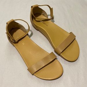 Women's Tan Sandals